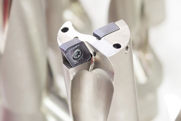 TiAlN coated parts & tools TiAlN coated parts & tools